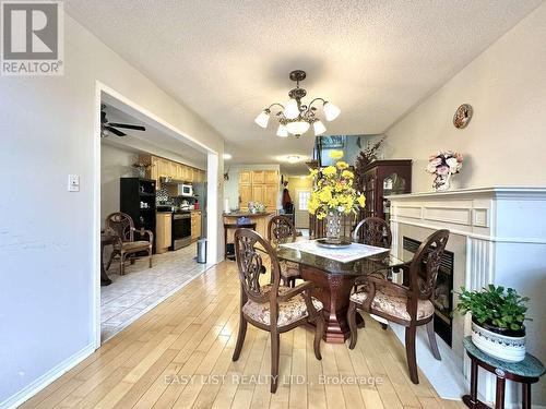 1104 Carding Mill Place, Mississauga, ON - Indoor Photo Showing Dining Room