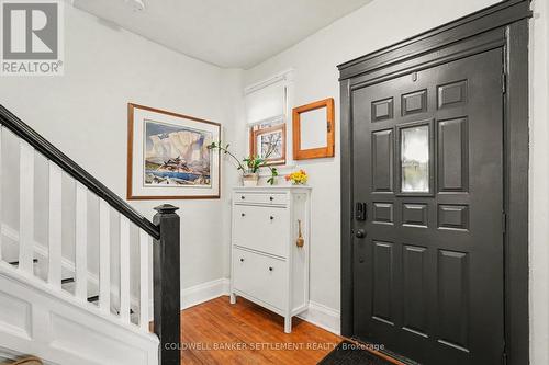 Sweet foyer. - 1 Burchell Boulevard, Perth, ON - Indoor Photo Showing Other Room