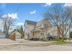 32 HALL Street NORTH Blenheim, ON N0P 1A0