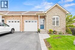 566 SOUTHRIDGE Drive Unit# 11  Hamilton, ON L9C 7W5