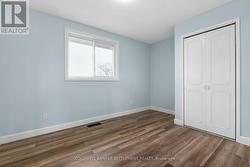 Secondary bedroom - 