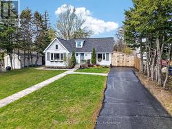 170 GEORGE STREET Gravenhurst, ON P1P 1E7
