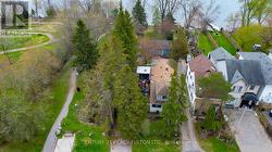 595 NORTH LAKE ROAD Richmond Hill, ON L4E 3B9