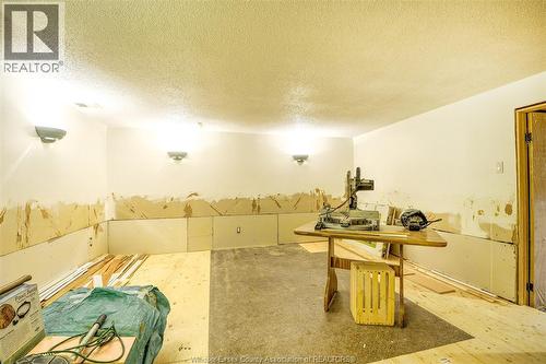 9445-9447 Alten Drive, Windsor, ON - Indoor Photo Showing Other Room