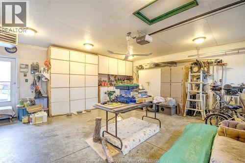 9445-9447 Alten Drive, Windsor, ON - Indoor Photo Showing Garage