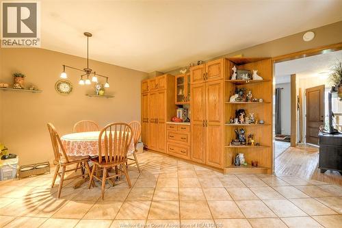 9445-9447 Alten Drive, Windsor, ON - Indoor Photo Showing Dining Room