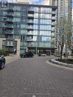 327 - 15 BRUNEL COURT Toronto, ON M5V 3Y6