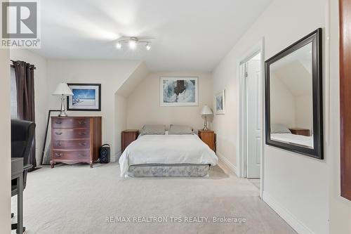 Jack & Jill Connecting Bath - 555 Kingsfield Loop, Oshawa, ON - Indoor Photo Showing Bedroom