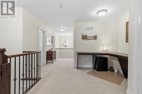 555 Kingsfield Loop, Oshawa, ON - Indoor Photo Showing Other Room