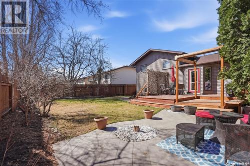 606 Hogg Crescent, Saskatoon, SK - Outdoor With Deck Patio Veranda