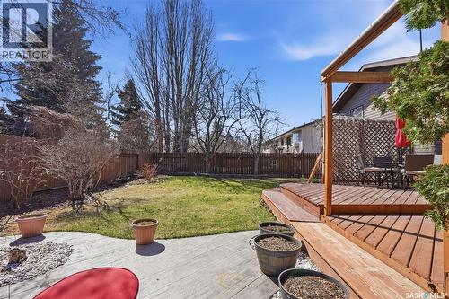 606 Hogg Crescent, Saskatoon, SK - Outdoor With Deck Patio Veranda