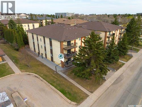 104 2013 Arlington Avenue, Saskatoon, SK - Outdoor