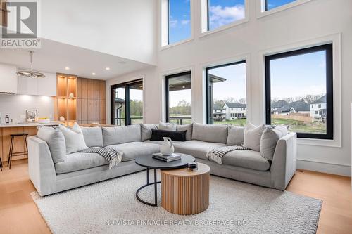 Open to Above Living Room - 4108 Fallingbrook Road, London South (South V), ON - Indoor Photo Showing Living Room