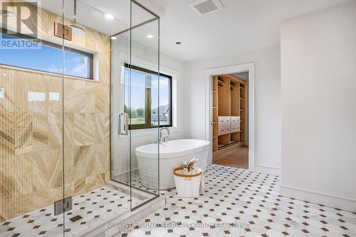 Master Ensuite - 4108 Fallingbrook Road, London South (South V), ON - Indoor Photo Showing Bathroom