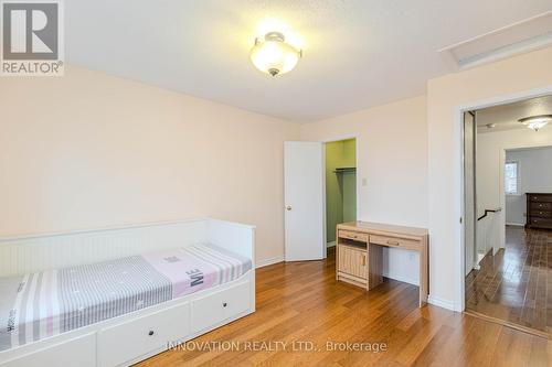 152 Mccurdy Drive E, Ottawa, ON - Indoor Photo Showing Bedroom