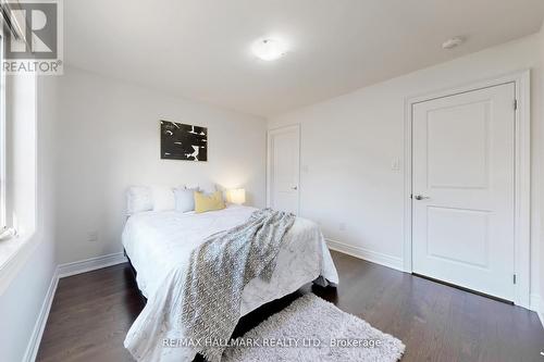 9 Lyle Way E, Brampton, ON - Indoor Photo Showing Bedroom