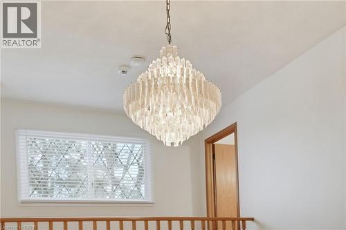 2127 Larabee Court, Burlington, ON - Indoor Photo Showing Other Room