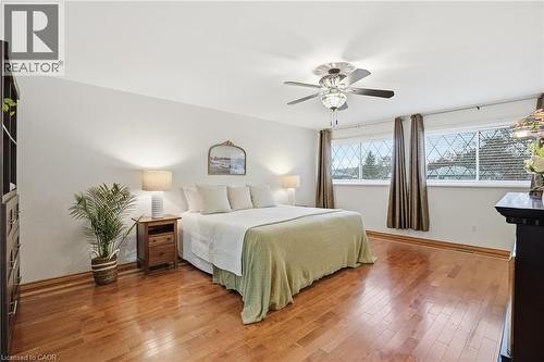 2127 Larabee Court, Burlington, ON - Indoor Photo Showing Bedroom