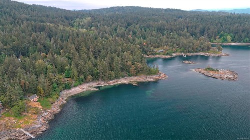 157 Menhinick Dr, Salt Spring, BC 