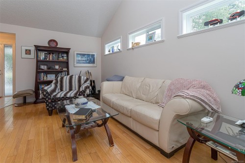 1914 Maple Ave South, Sooke, BC 
