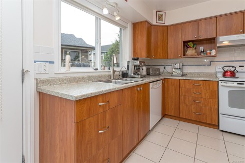 1914 Maple Ave South, Sooke, BC 