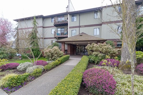 314-1655 Begbie St  Victoria, BC V8R 1L4