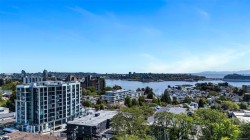 306-899 Esquimalt Ave Esquimalt, BC V9A 3M5