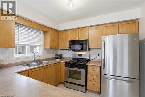 156 Provident Way, Hamilton, ON - Indoor Photo Showing Kitchen With Stainless Steel Kitchen With Double Sink
