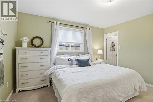156 Provident Way, Hamilton, ON - Indoor Photo Showing Bedroom