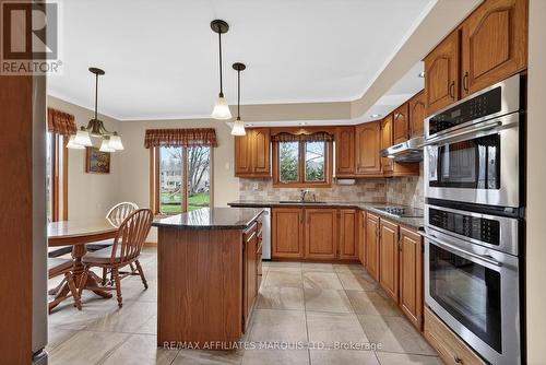 1130 Kennedy Drive, Cornwall, ON - Indoor Photo Showing Kitchen