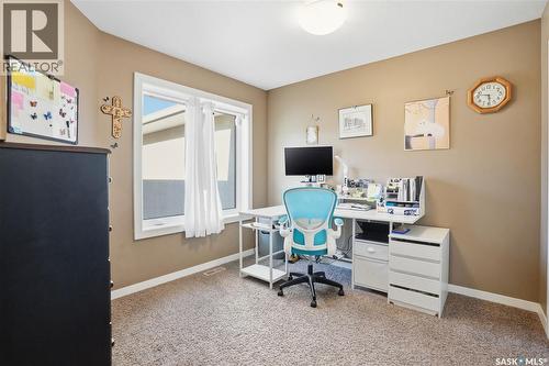 19 4101 Preston Crescent, Regina, SK - Indoor Photo Showing Office