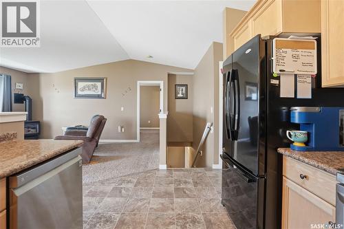 19 4101 Preston Crescent, Regina, SK - Indoor Photo Showing Kitchen