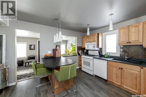 311 F Avenue S, Saskatoon, SK - Indoor Photo Showing Kitchen With Double Sink