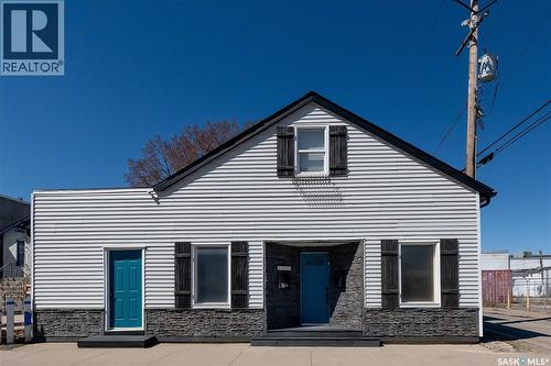 311 F Avenue S, Saskatoon, SK - Outdoor