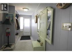 Foyer - 