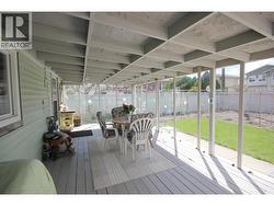 Covered back patio - 
