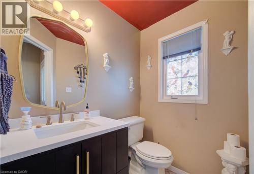 699 Commonwealth Crescent, Kitchener, ON - Indoor Photo Showing Bathroom