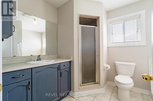 4871 James Austin Drive, Mississauga, ON - Indoor Photo Showing Bathroom