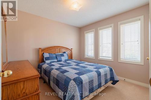 4871 James Austin Drive, Mississauga, ON - Indoor Photo Showing Bedroom