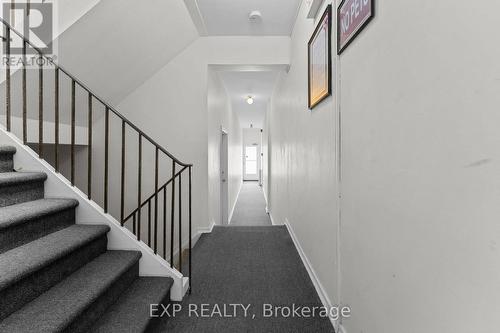 213 Lakeshore Road E, Mississauga, ON - Indoor Photo Showing Other Room