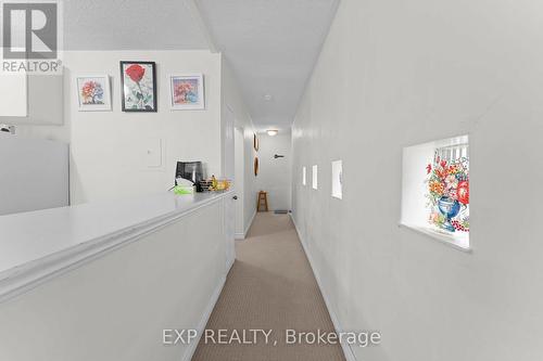 213 Lakeshore Road E, Mississauga, ON - Indoor Photo Showing Other Room
