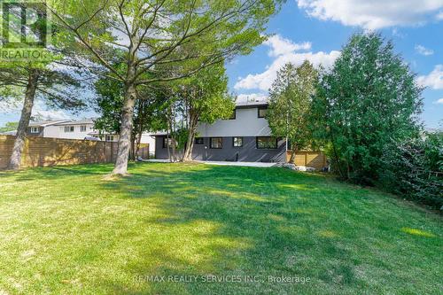 5133 Cherryhill Cres, Burlington, ON - Outdoor