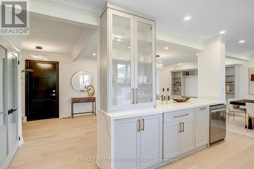 5133 Cherryhill Cres, Burlington, ON - Indoor Photo Showing Other Room