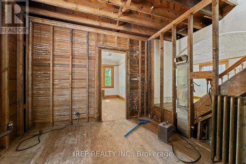 3056 Alexander Avenue, Windsor, ON - Indoor