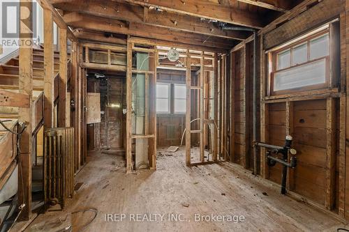 3056 Alexander Avenue, Windsor, ON - Indoor
