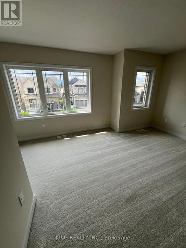 82 Sunflower Crescent, Thorold, ON - Indoor Photo Showing Other Room