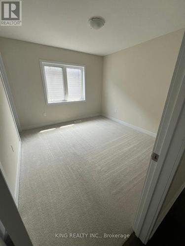 82 Sunflower Crescent, Thorold, ON - Indoor Photo Showing Other Room
