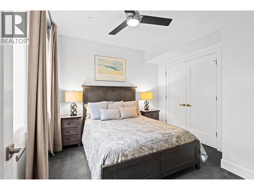 3643 Wild Rose Road, Kelowna, BC - Indoor Photo Showing Bedroom