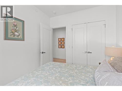 3643 Wild Rose Road, Kelowna, BC - Indoor Photo Showing Bedroom