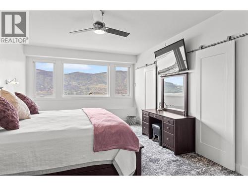 3643 Wild Rose Road, Kelowna, BC - Indoor Photo Showing Bedroom